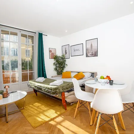 #34 2p Raimbaldi 2balconies / Ac & Wifi *